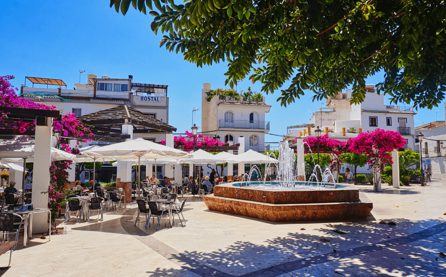 Excursion to the Tropical Coast and Nerja Caves from Granada 3