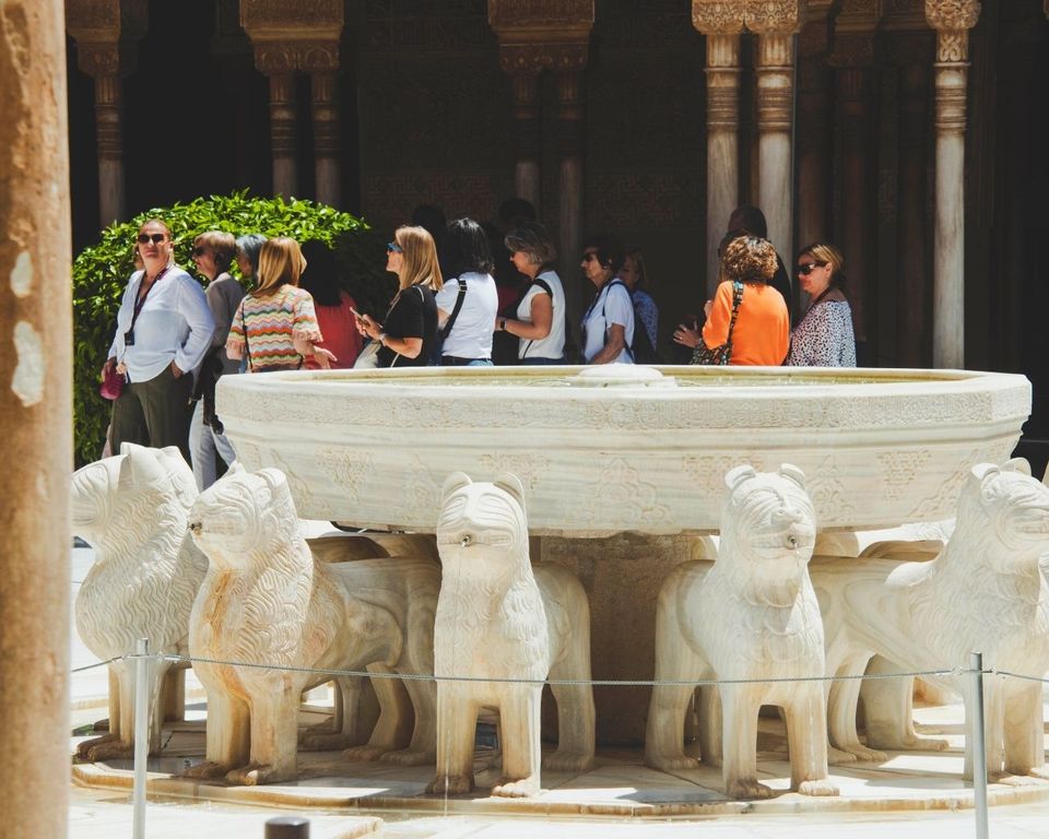 Guided Tour of the Alhambra, Nasrid Palaces, Alcazaba and Generalife