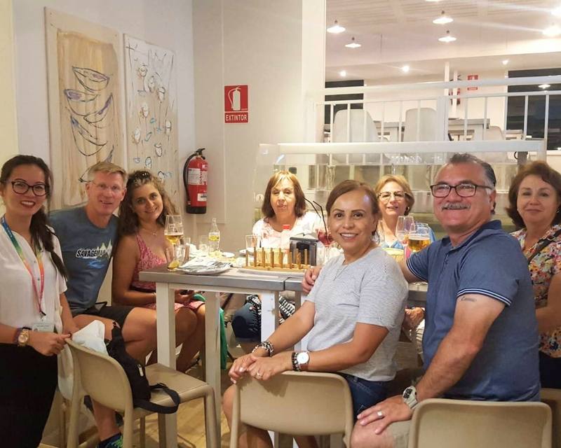 Night tapas route in the Albaicín through the most authentic Granada.