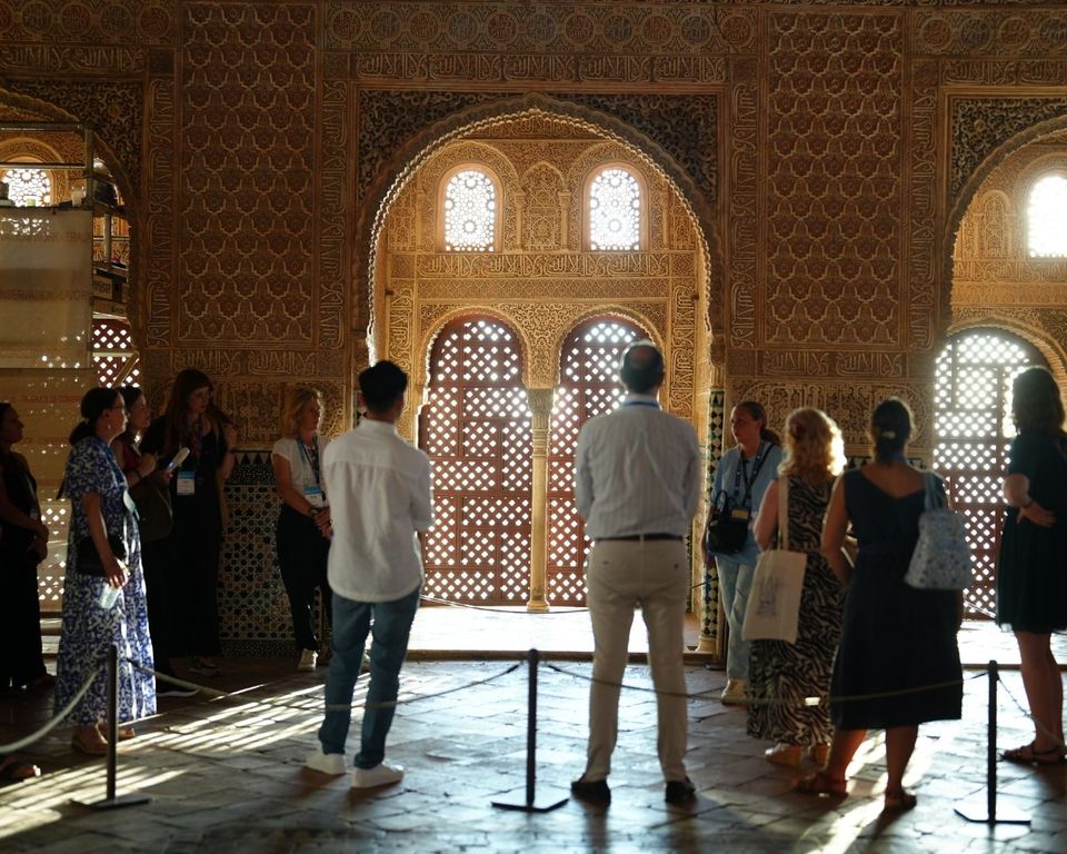 Experience the Alhambra in Private, Nasrid Palaces, Alcazaba and Generalife with Expert Guide